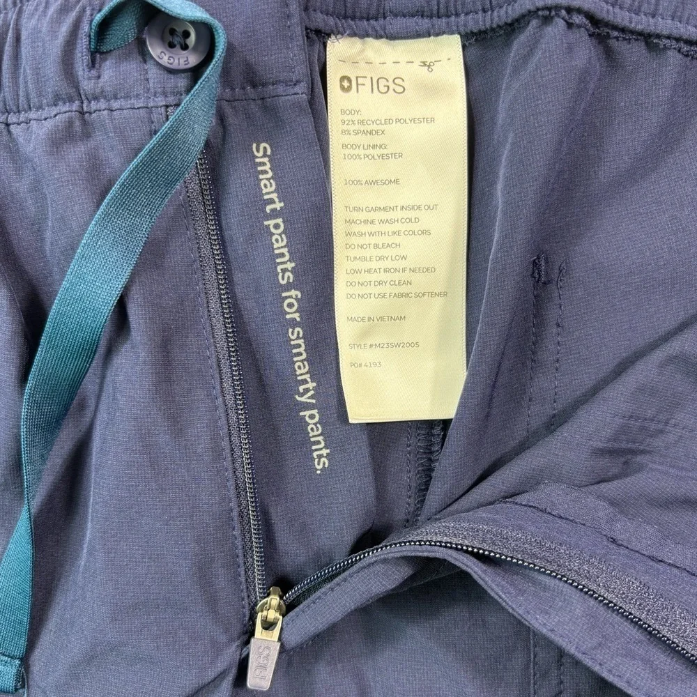 FIGS Men’s Navy Blue Cairo Cargo Scrub Pants